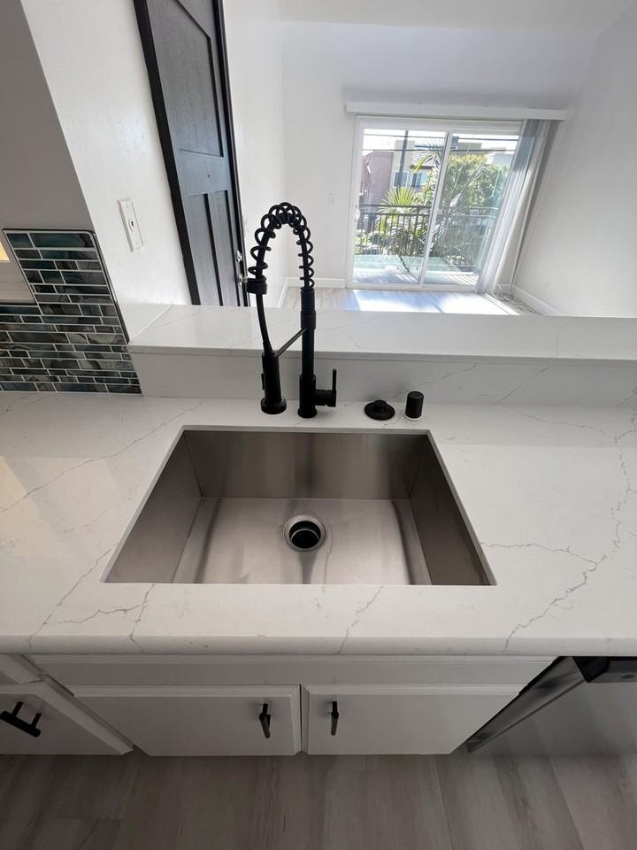 Dunlop 28 - Photo 5 of 18