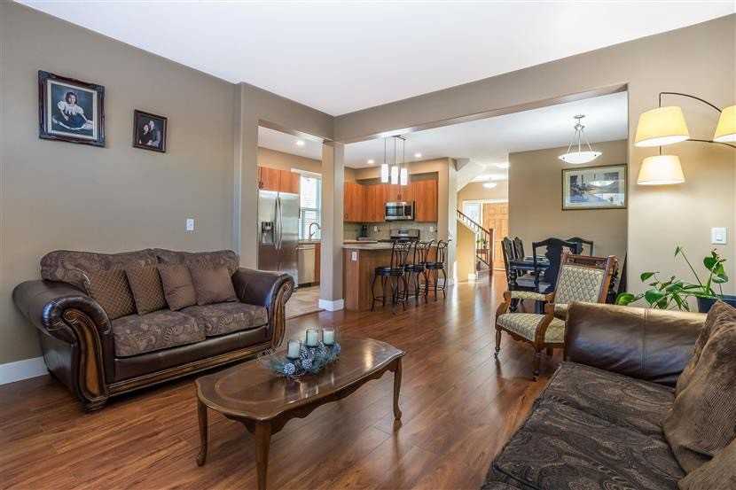 19079 69A Avenue - Photo 2 of 20