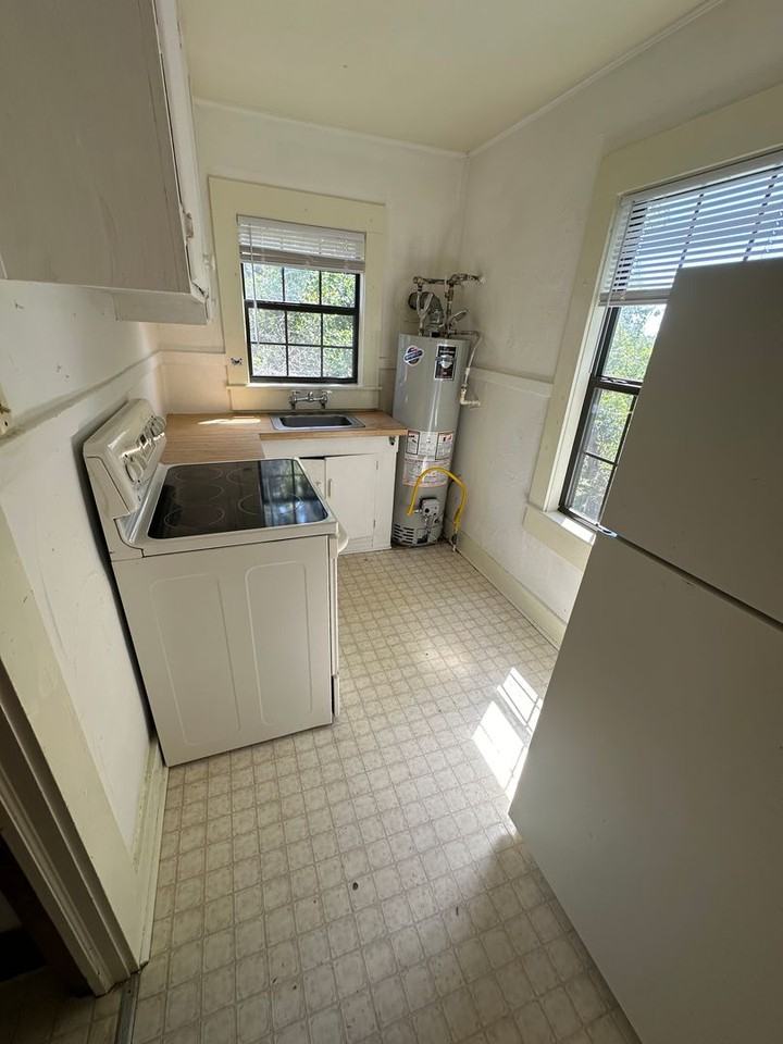 N Bronough St - Photo 2 of 10