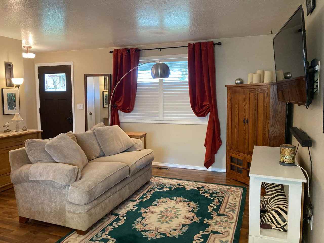 3619 N Rinkes Ct - Photo 3 of 28