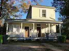 featured image of 932 Texas Street