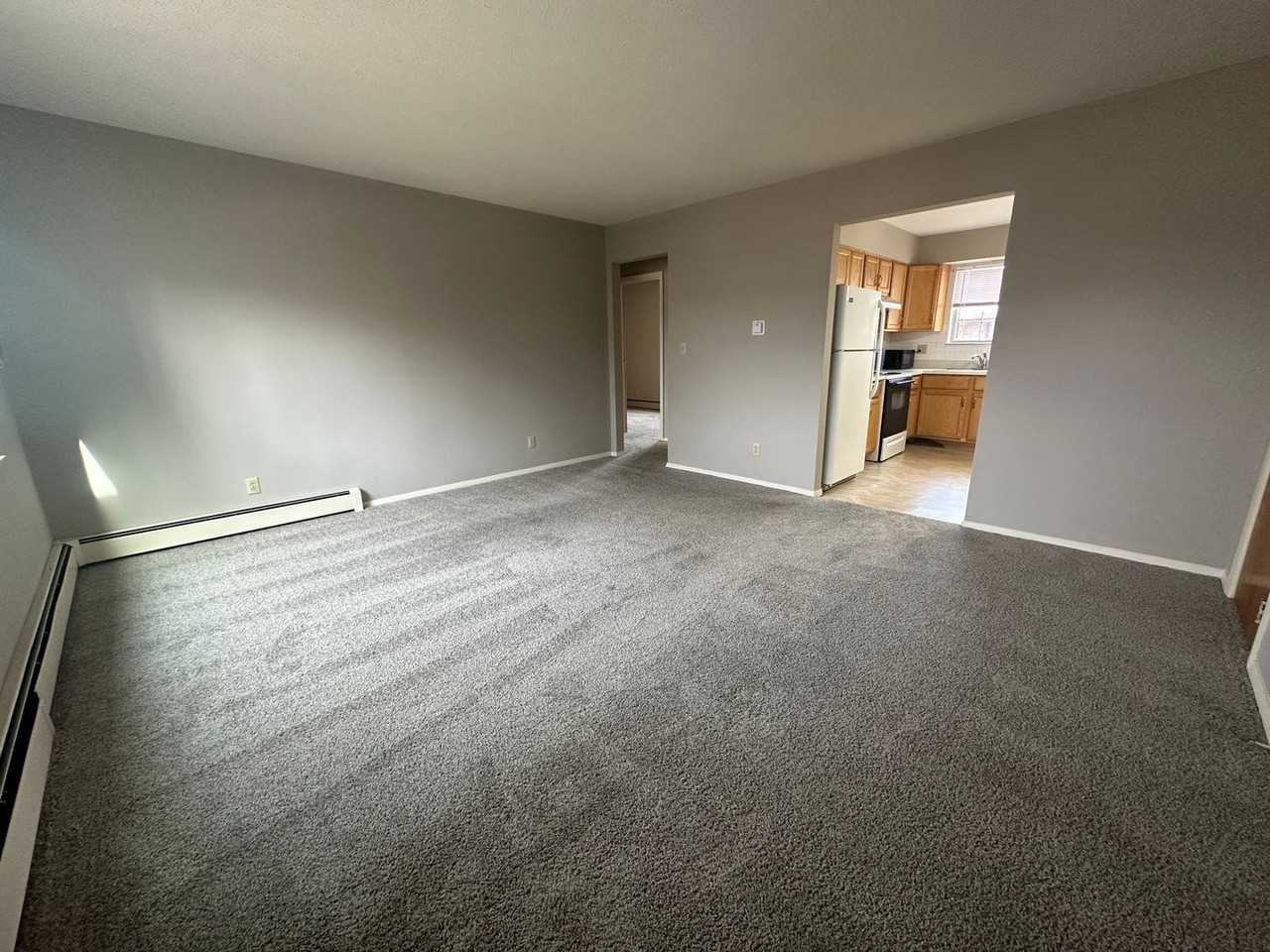 1115 Kern - Photo 2 of 11