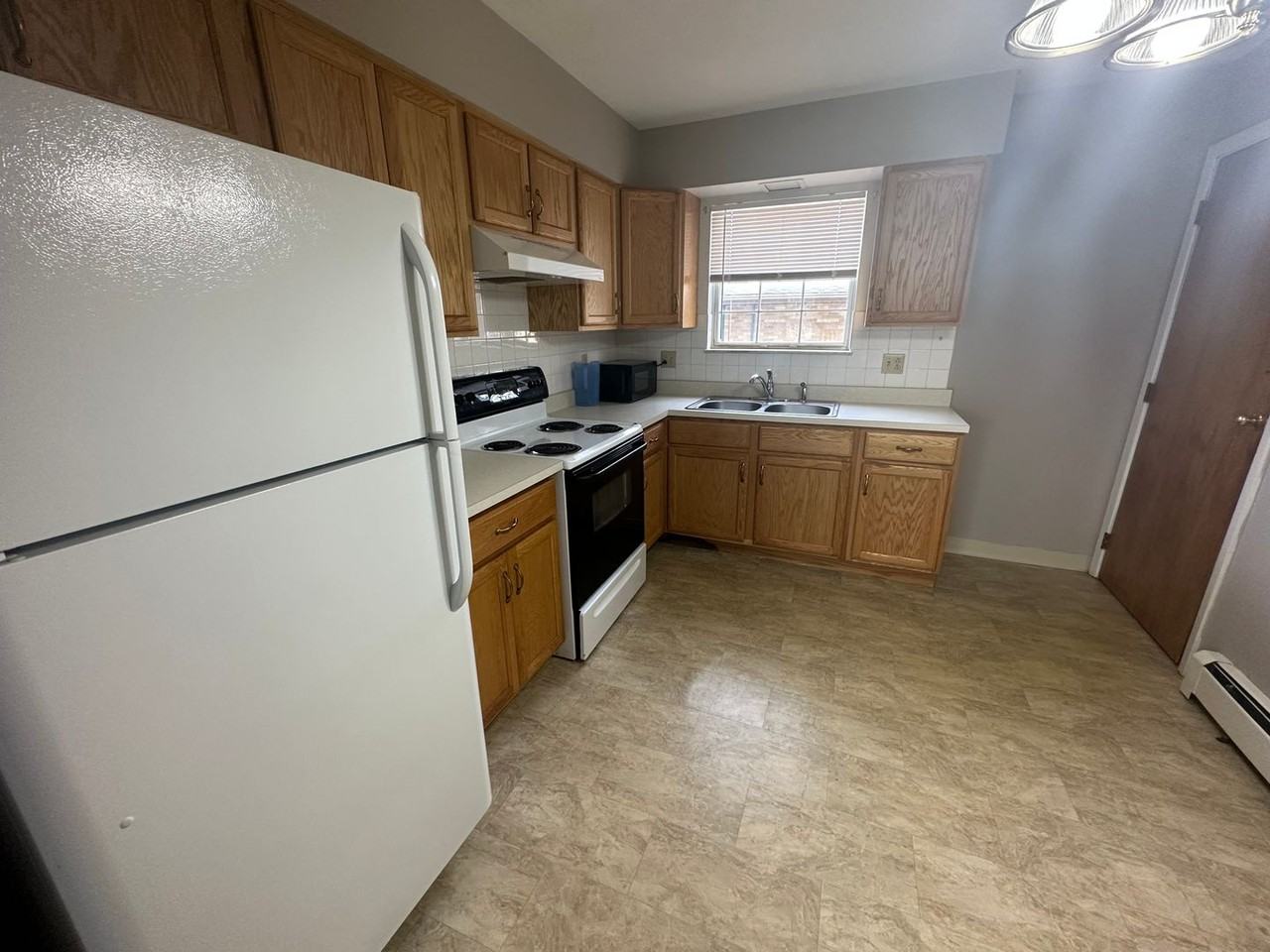 1115 Kern - Photo 5 of 11