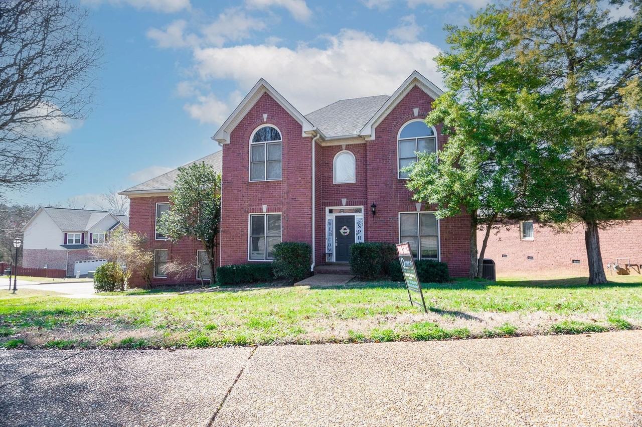 900 Wyntree S - Photo 2 of 22