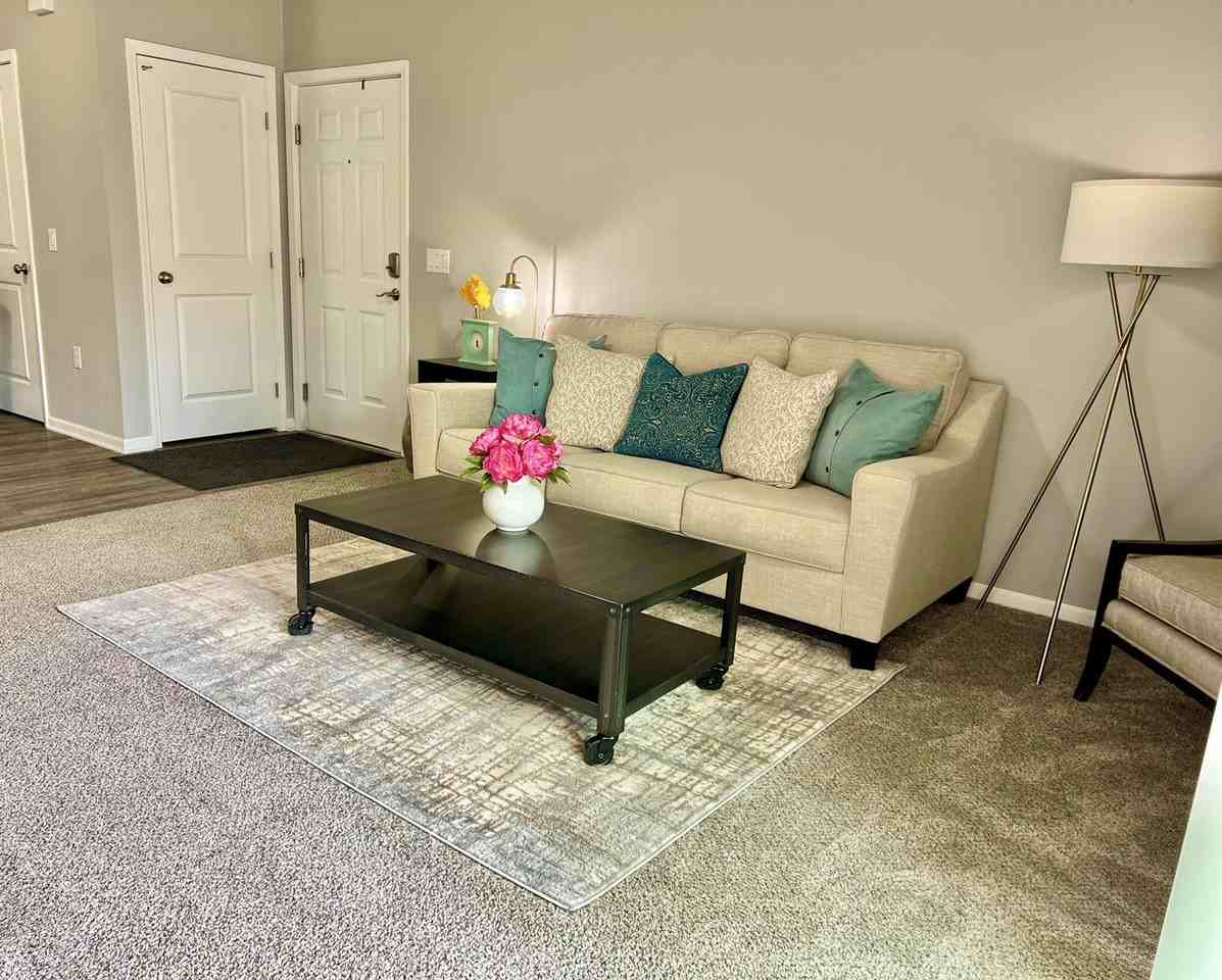 Carman Estates Apartments - Photo 3 of 19