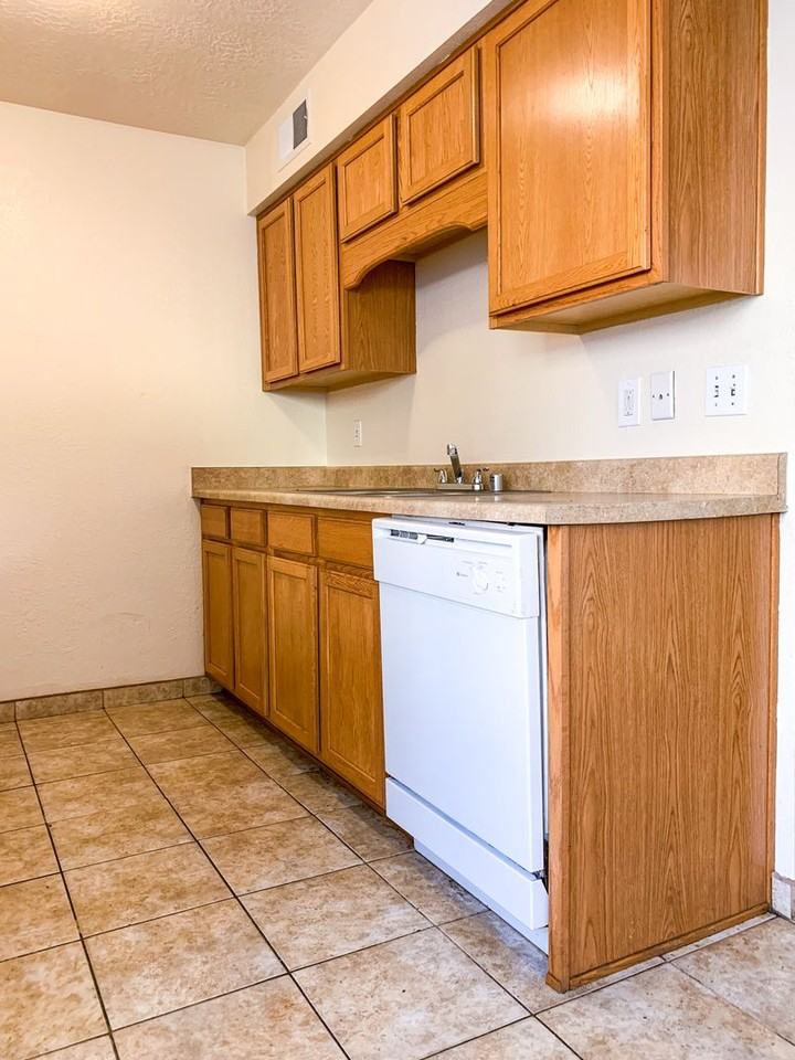 2-Bedroom Apartments with Lots of Storage - Photo 4 of 30