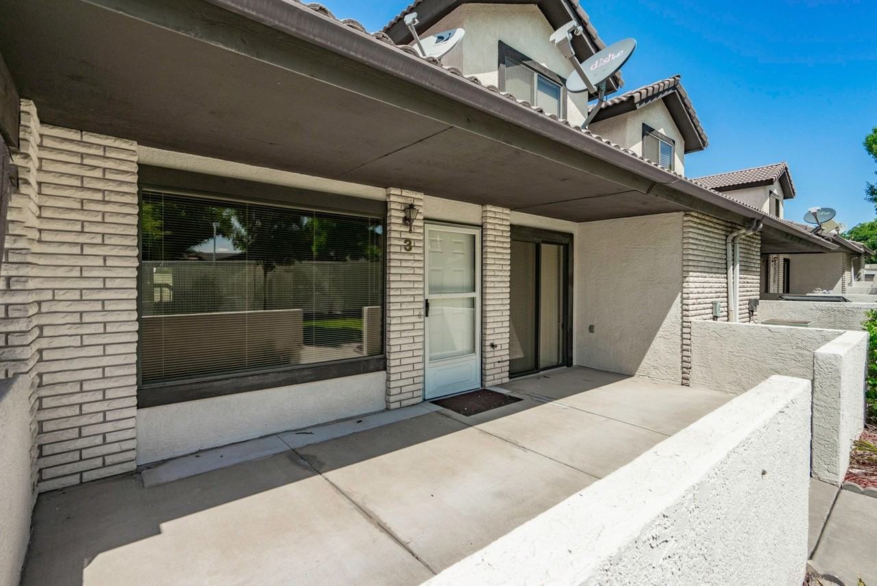 490 E 700 S #3 - Photo 3 of 48