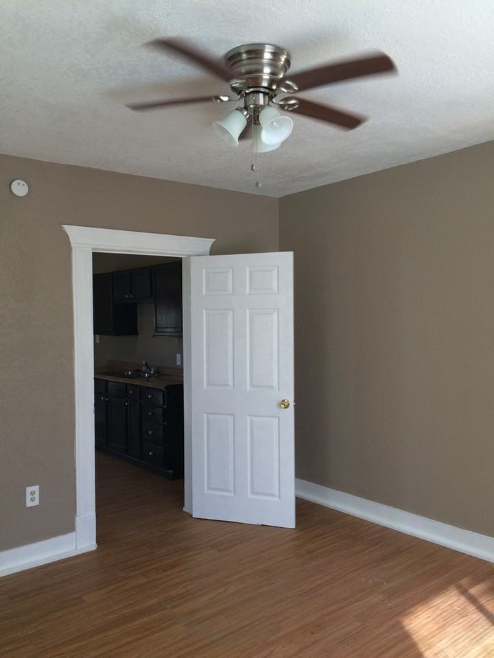 203 Gorman - Photo 6 of 50