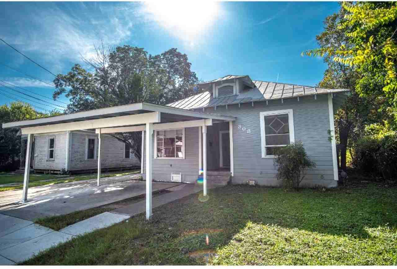308 Belmont - Photo 2 of 16