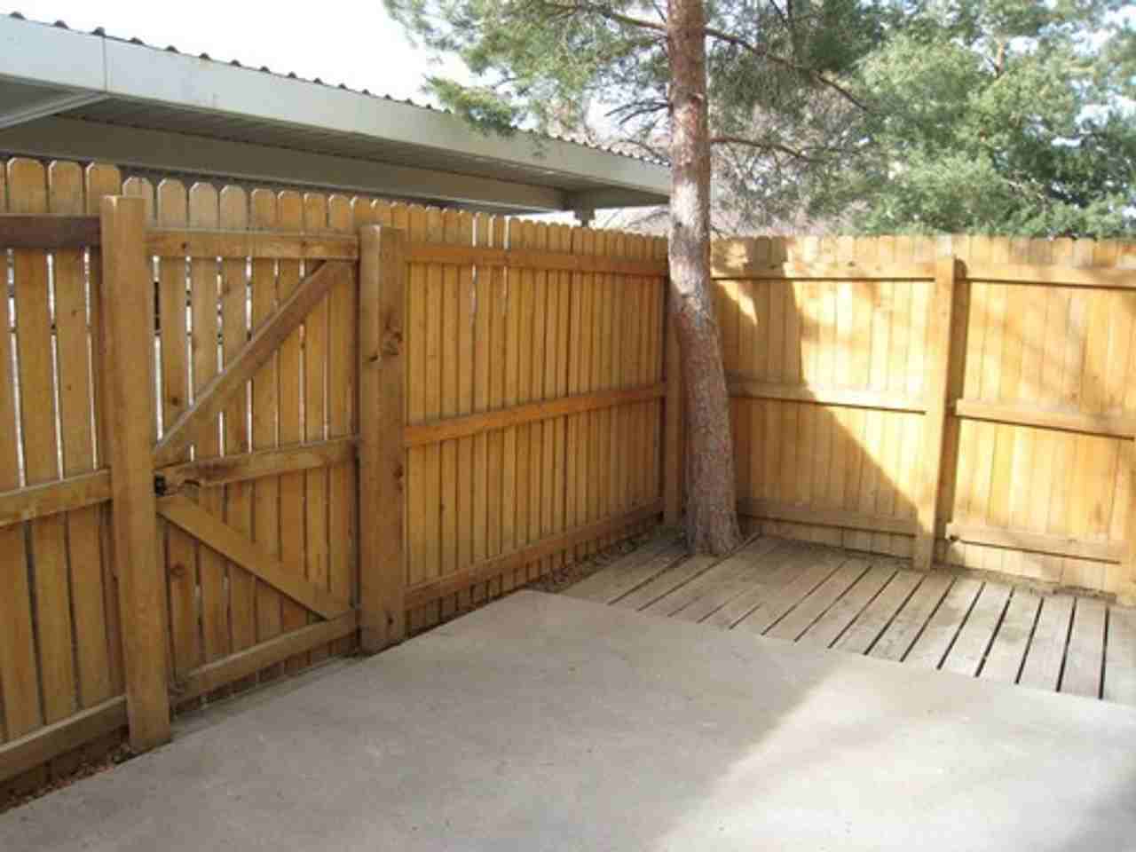 3860 S Evanston St - Photo 2 of 9