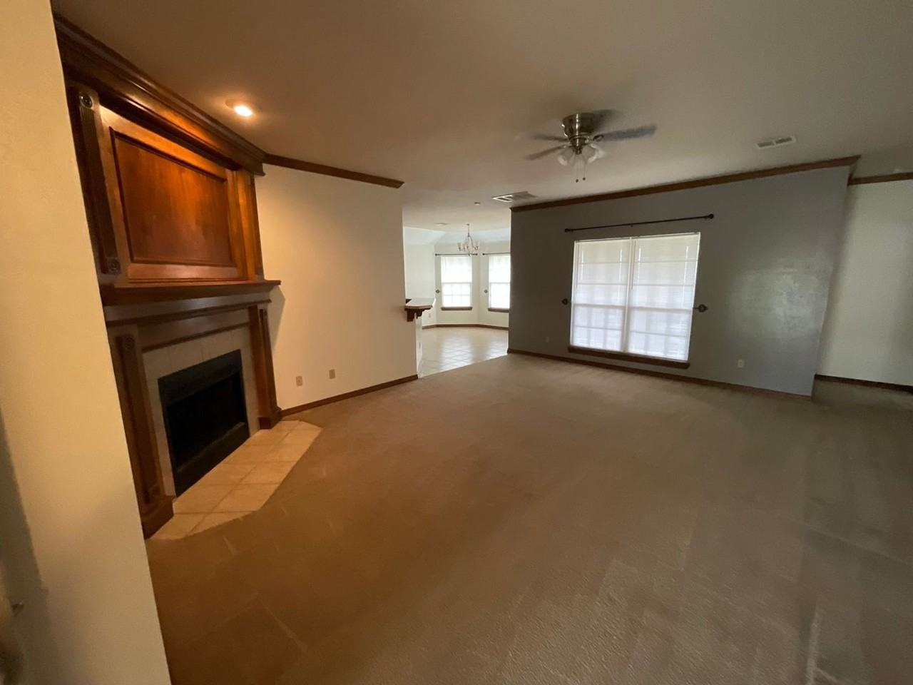 4816 Republic Dr - Photo 3 of 27