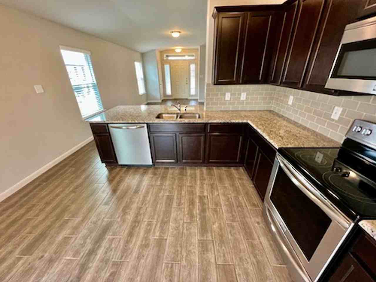 2277 Olive Hill Dr - Photo 6 of 35