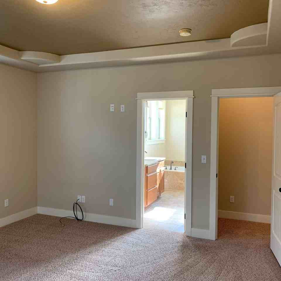 2835 Nw 12th Dr - Photo 6 of 14