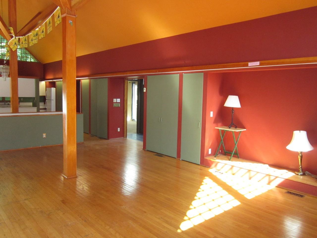 102 Sherman Ave - Photo 4 of 50