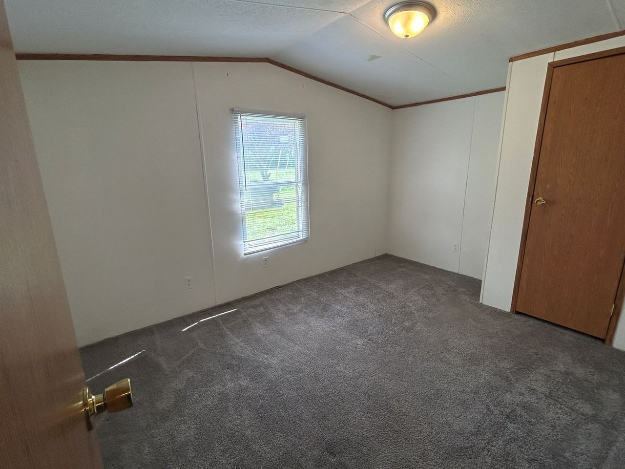 21759 Landwood Trl - Photo 6 of 10