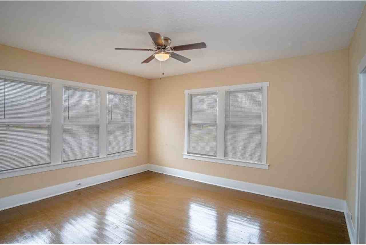 1101 Gibbs - Photo 7 of 20