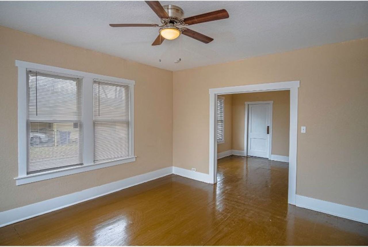 1101 Gibbs - Photo 4 of 20