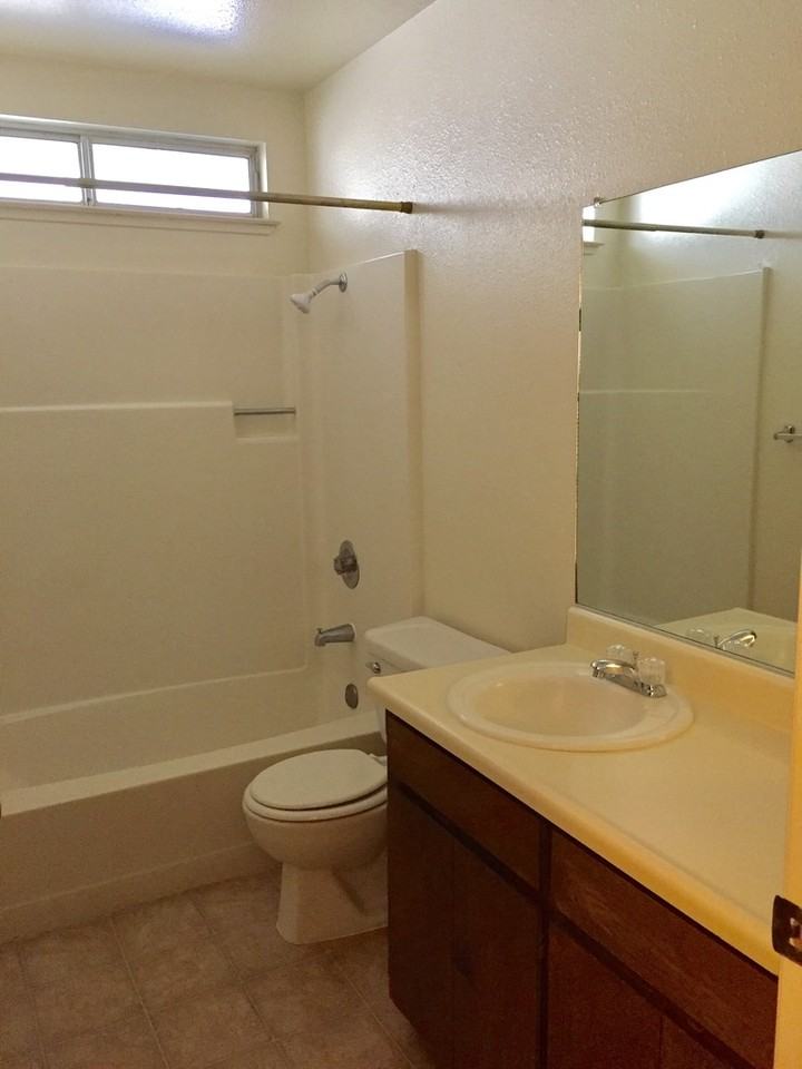 2739 Ceres Ave - Photo 5 of 10