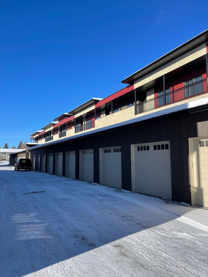 1704 W Lincoln St - Photo 7 of 21