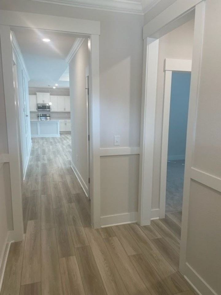 1718 Grouse St - Photo 2 of 18