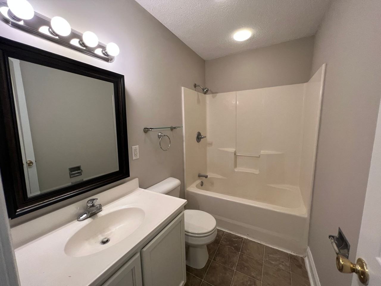 118 Terrilynn Way - Photo 6 of 11