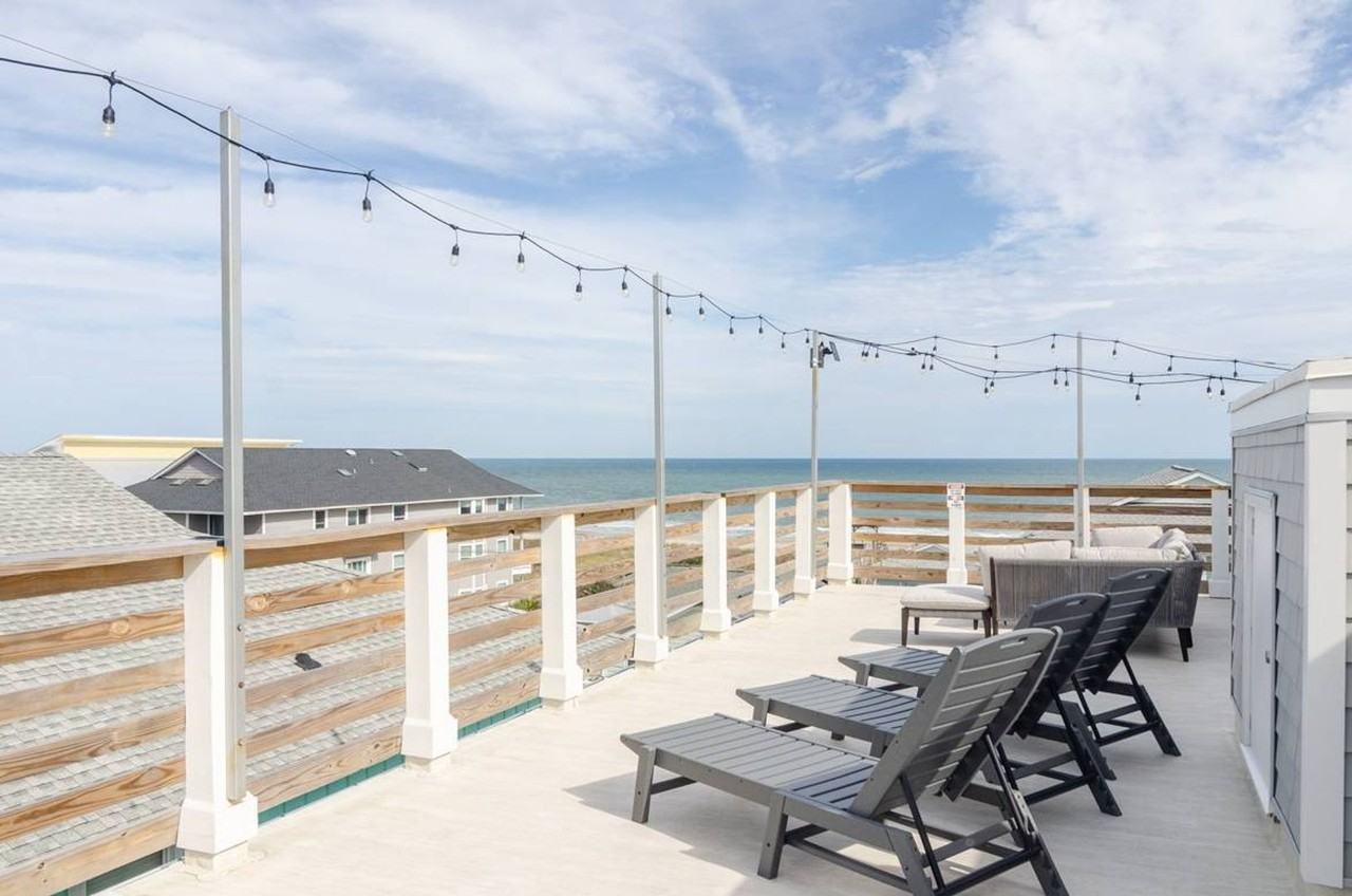 1007 Carolina Beach Avenue North - Photo 4 of 50