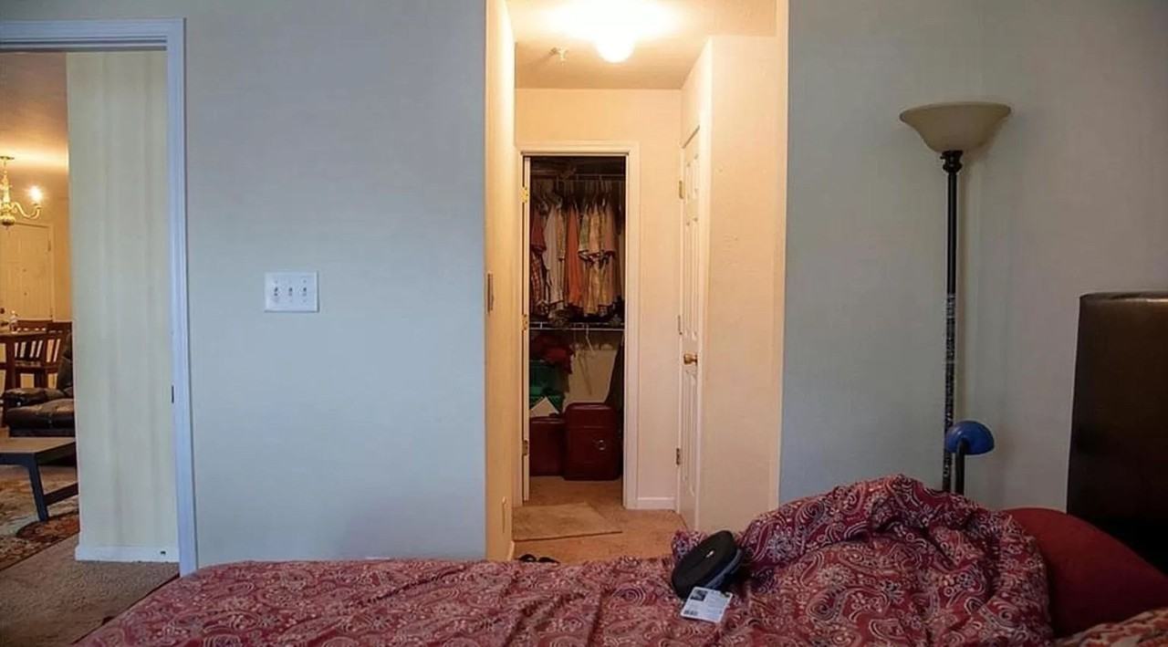 1138 Plaza Walk Dr - Photo 2 of 7