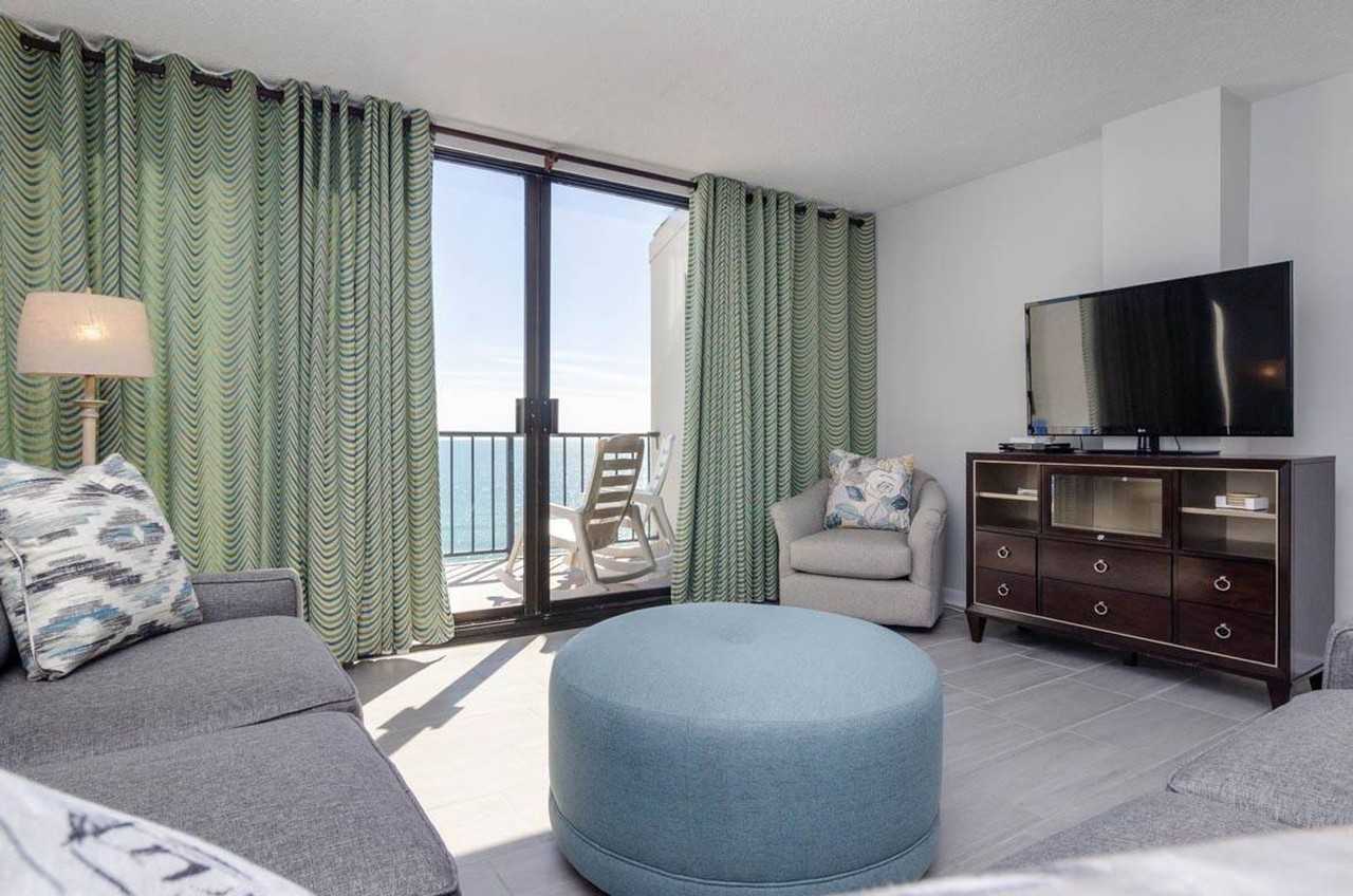 95 Lumina Ave S - Photo 2 of 28