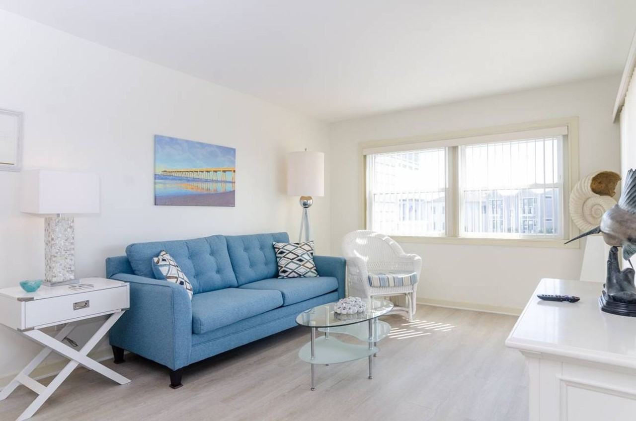 1102 N Lumina Ave - Photo 6 of 20