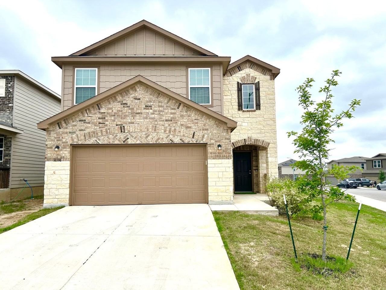 10398 Martin Crk, San Antonio, TX 78252 3 Bedroom House for 1,949
