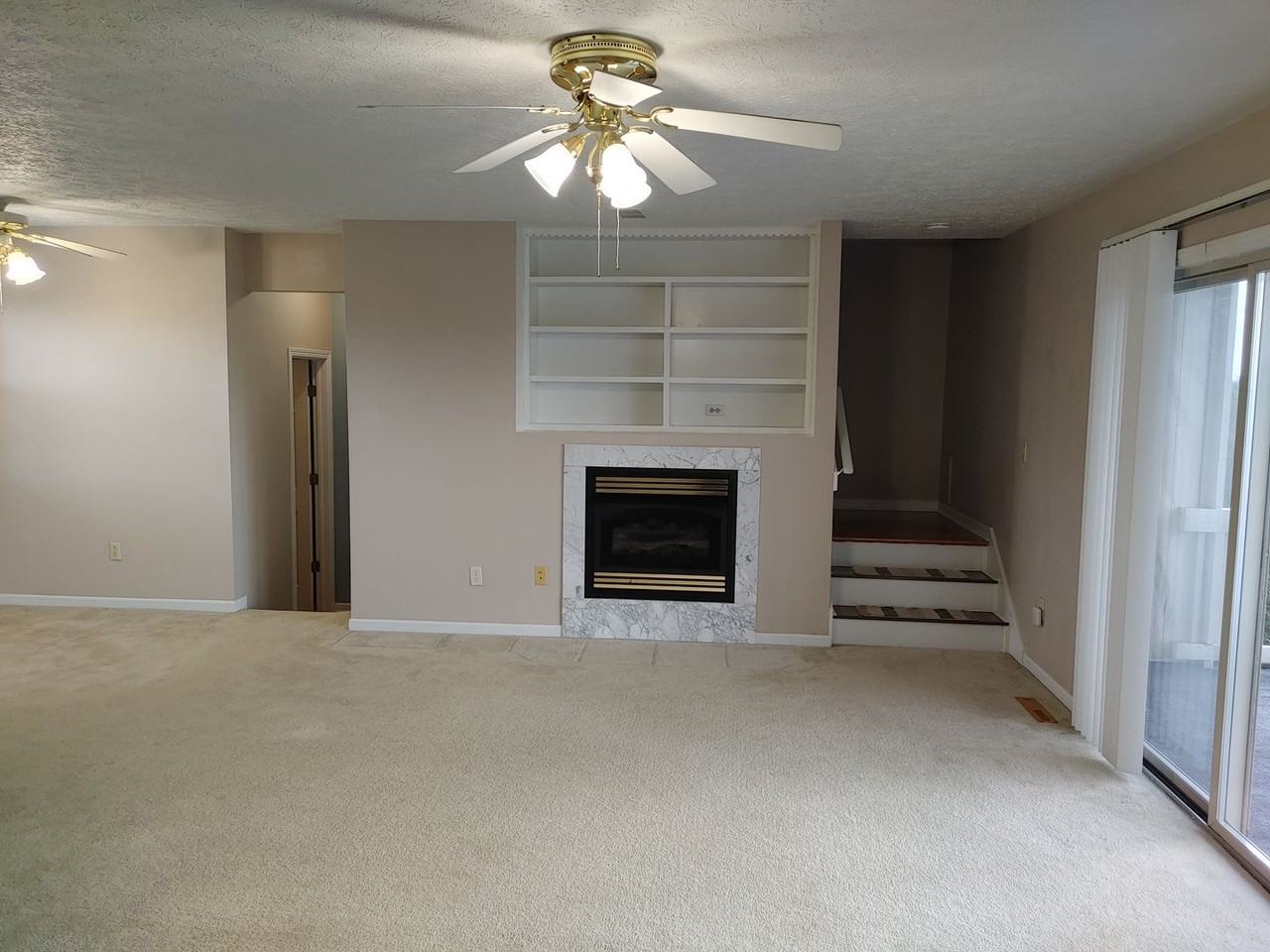 1445 Blennerhassett Hts - Photo 3 of 25