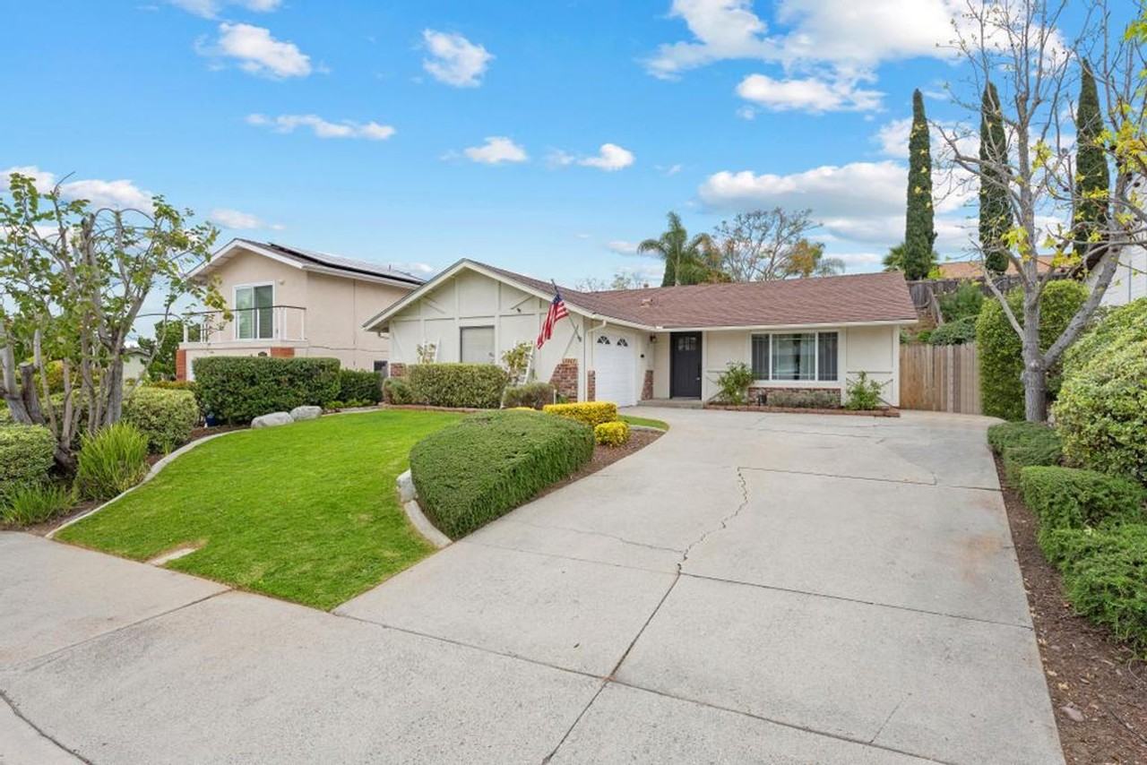 12243 Buckskin Trl - Photo 2 of 29