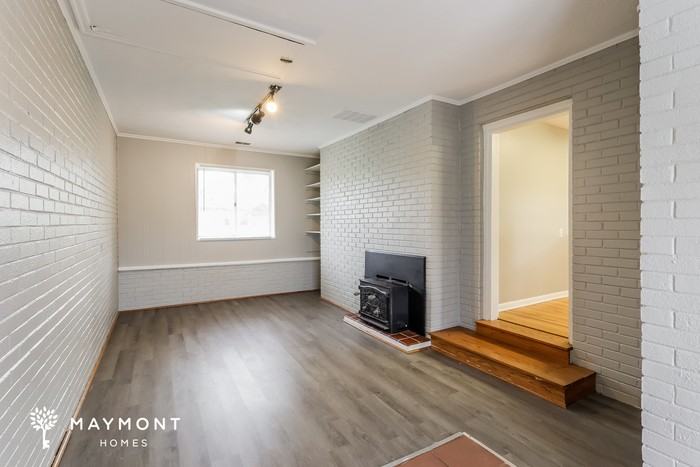 1850 Wanninger Ln - Photo 3 of 11