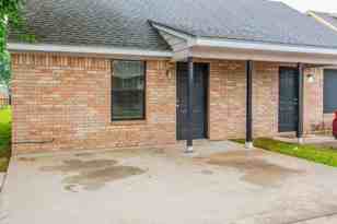 101 Meadow Park Cir  