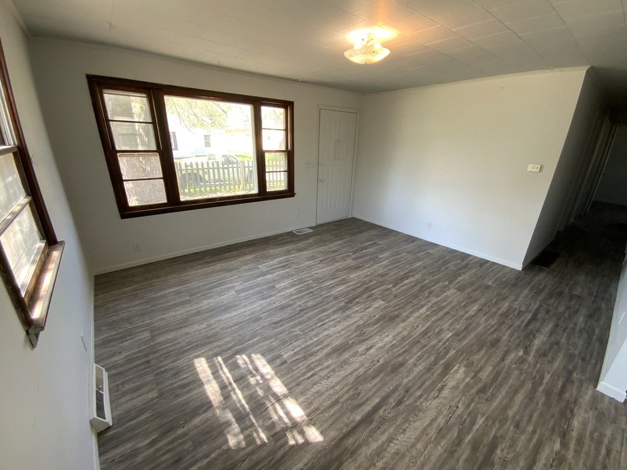 921 Martin St #NA - Photo 2 of 18