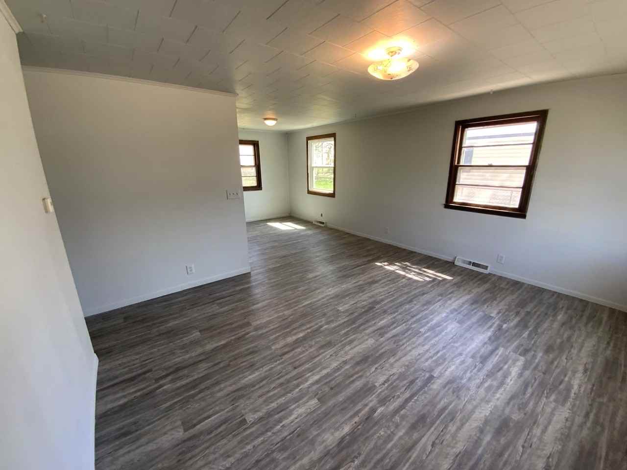 921 Martin St #NA - Photo 3 of 18