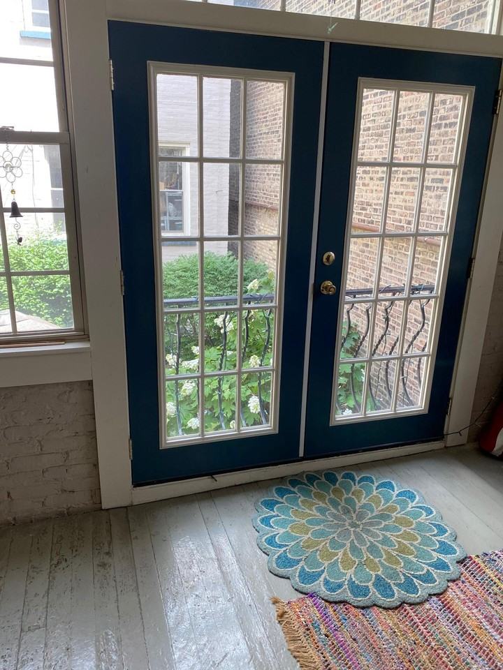 1082 N Marshfield Ave #2R - Photo 3 of 22