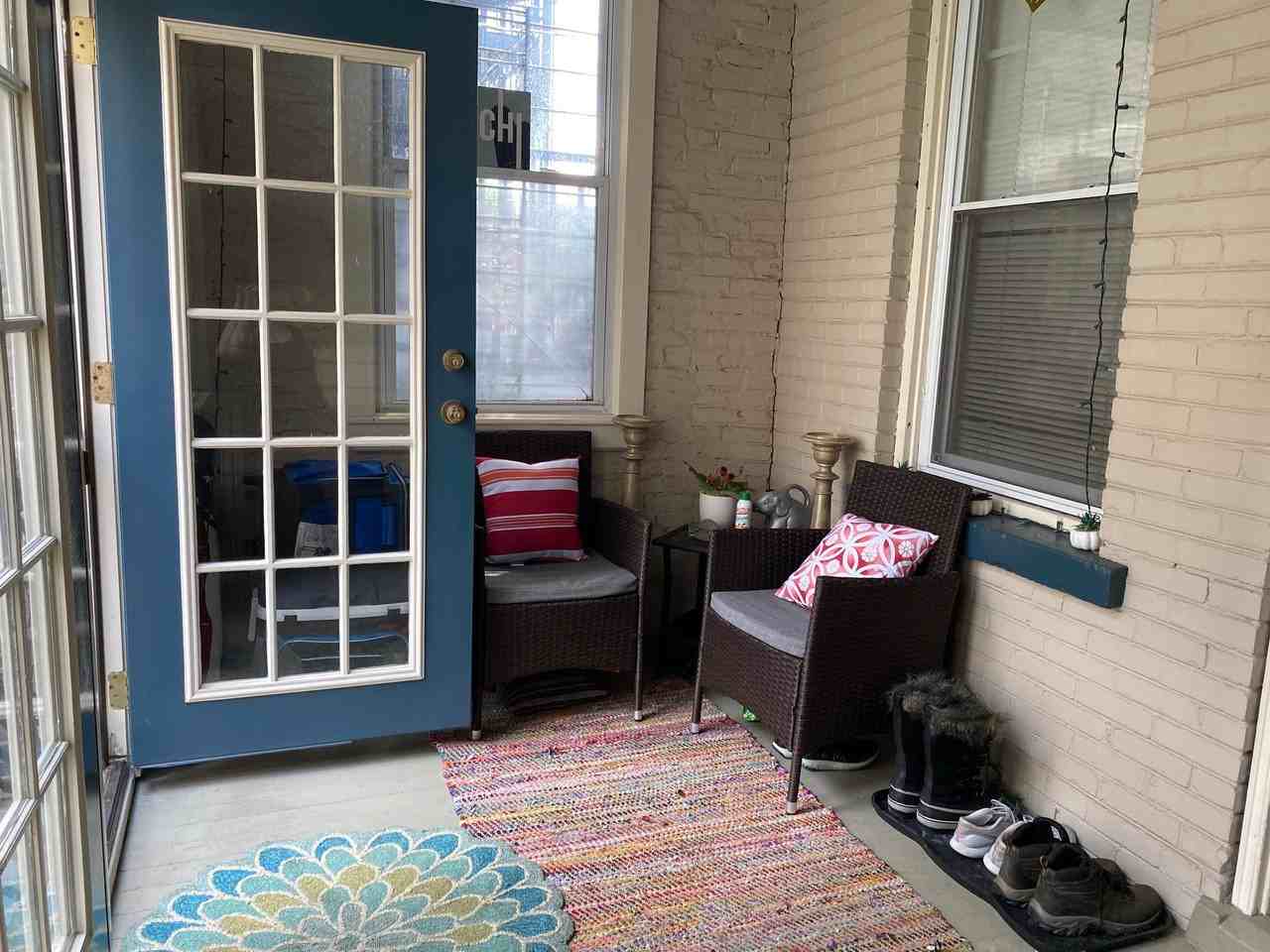 1082 N Marshfield Ave #2R - Photo 4 of 22