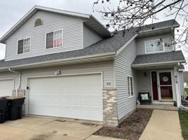 featured image of 415 Trail Side Dr #415