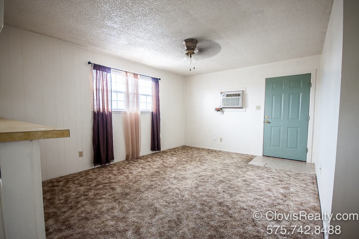 1920 W 21st St #17 - Photo 3 of 11