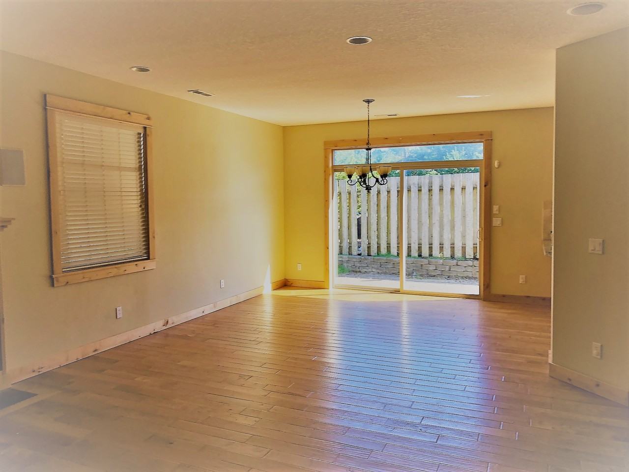 4050 Evergreen Ave #NA - Photo 6 of 13