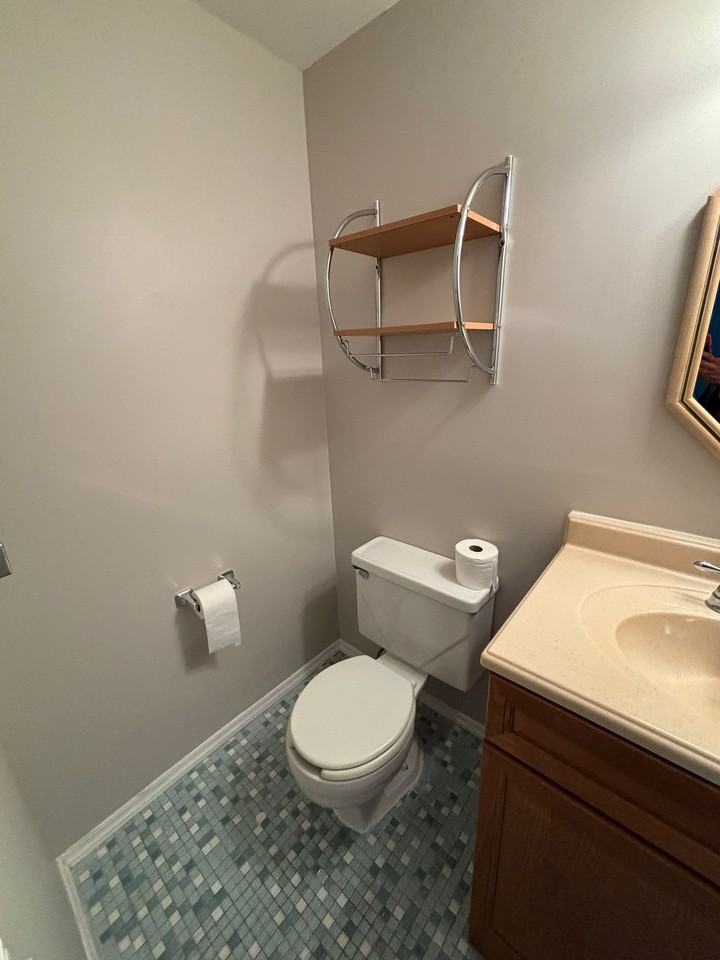 10 Carillon Dr #A - Photo 4 of 24