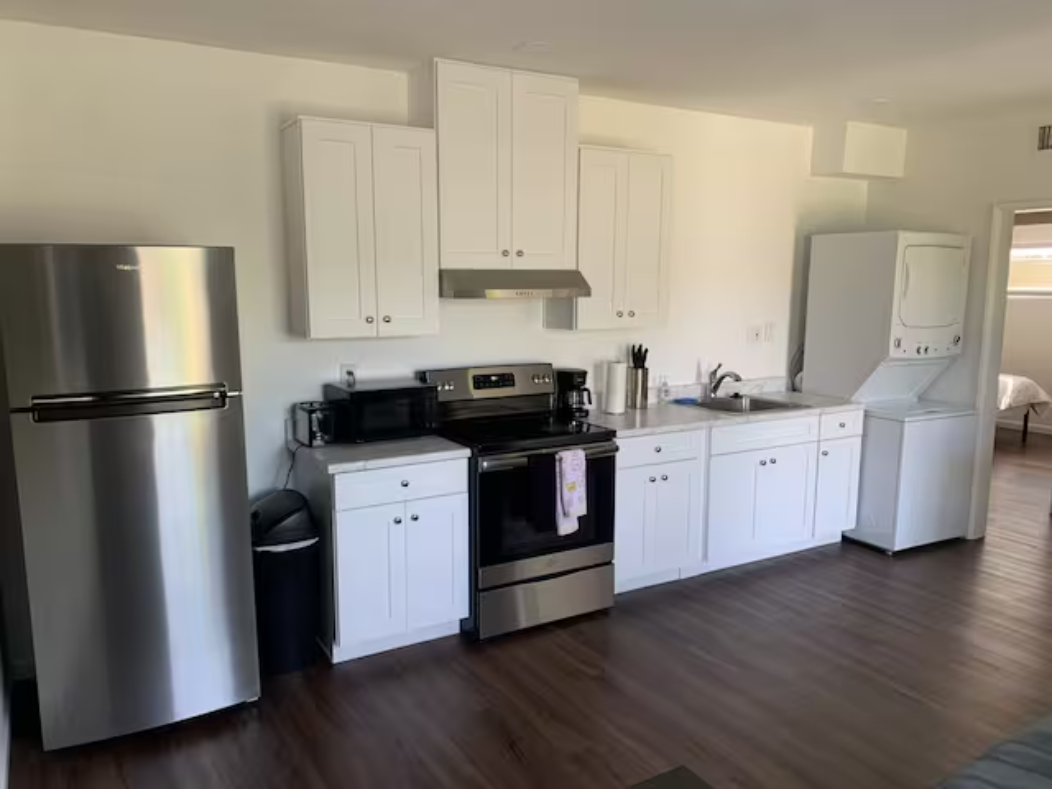 127 E 27th St #1 - Photo 2 of 12