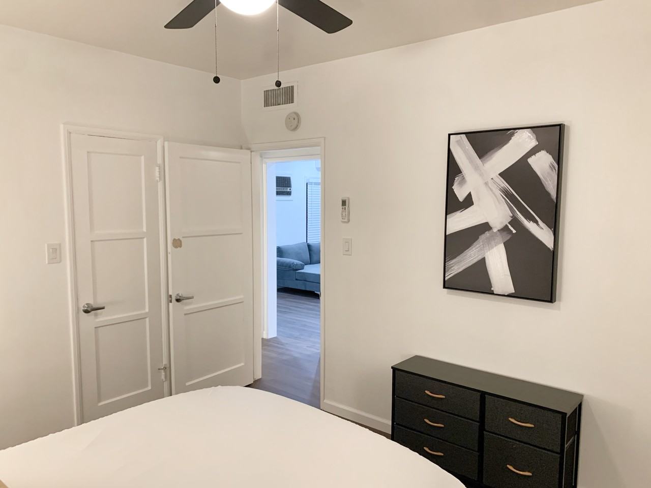 127 E 27th St #1 - Photo 6 of 12