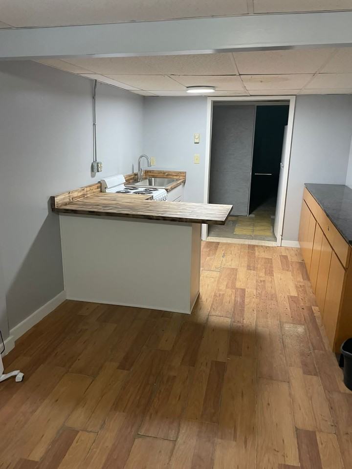 934 Lisbon St #A - Photo 2 of 12