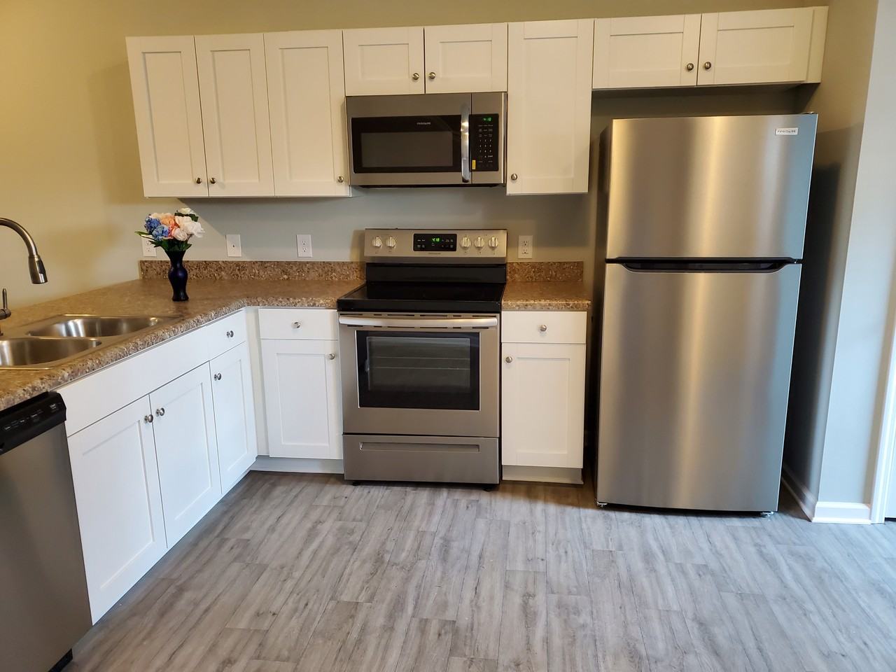 128 Buckhorn Ave #128 - Photo 6 of 13