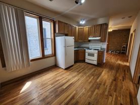 2048 N Western Ave #2R - Photo 1 of 1