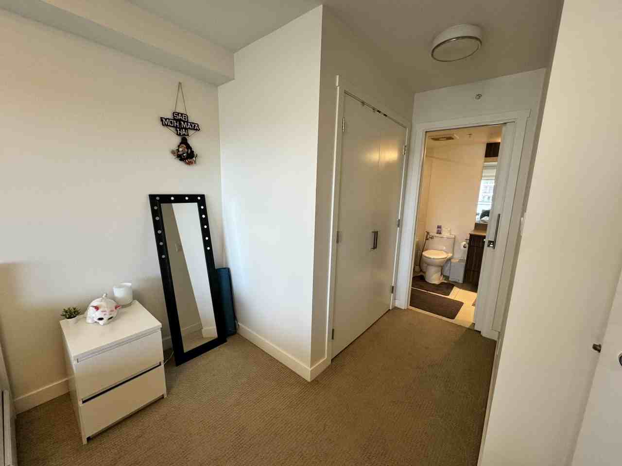608 Belmont St - Photo 4 of 19