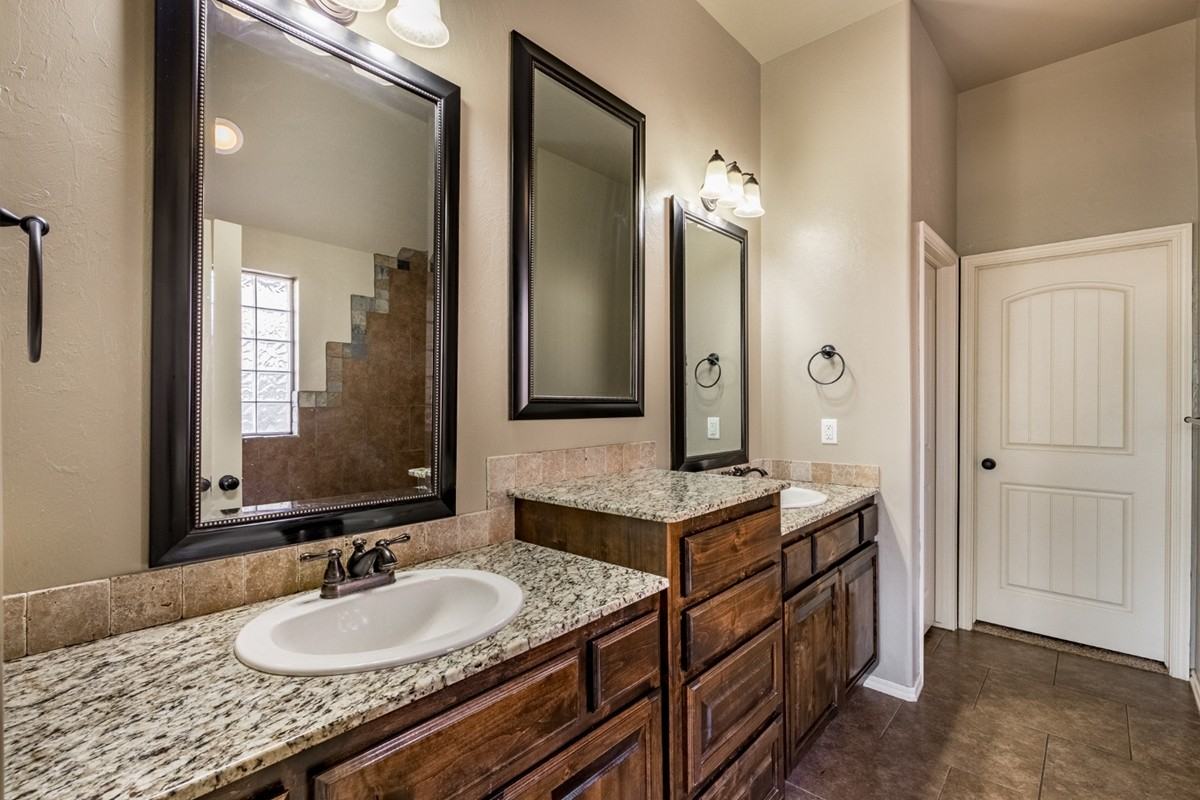 1432 Glenolde Pl #1 - Photo 7 of 35