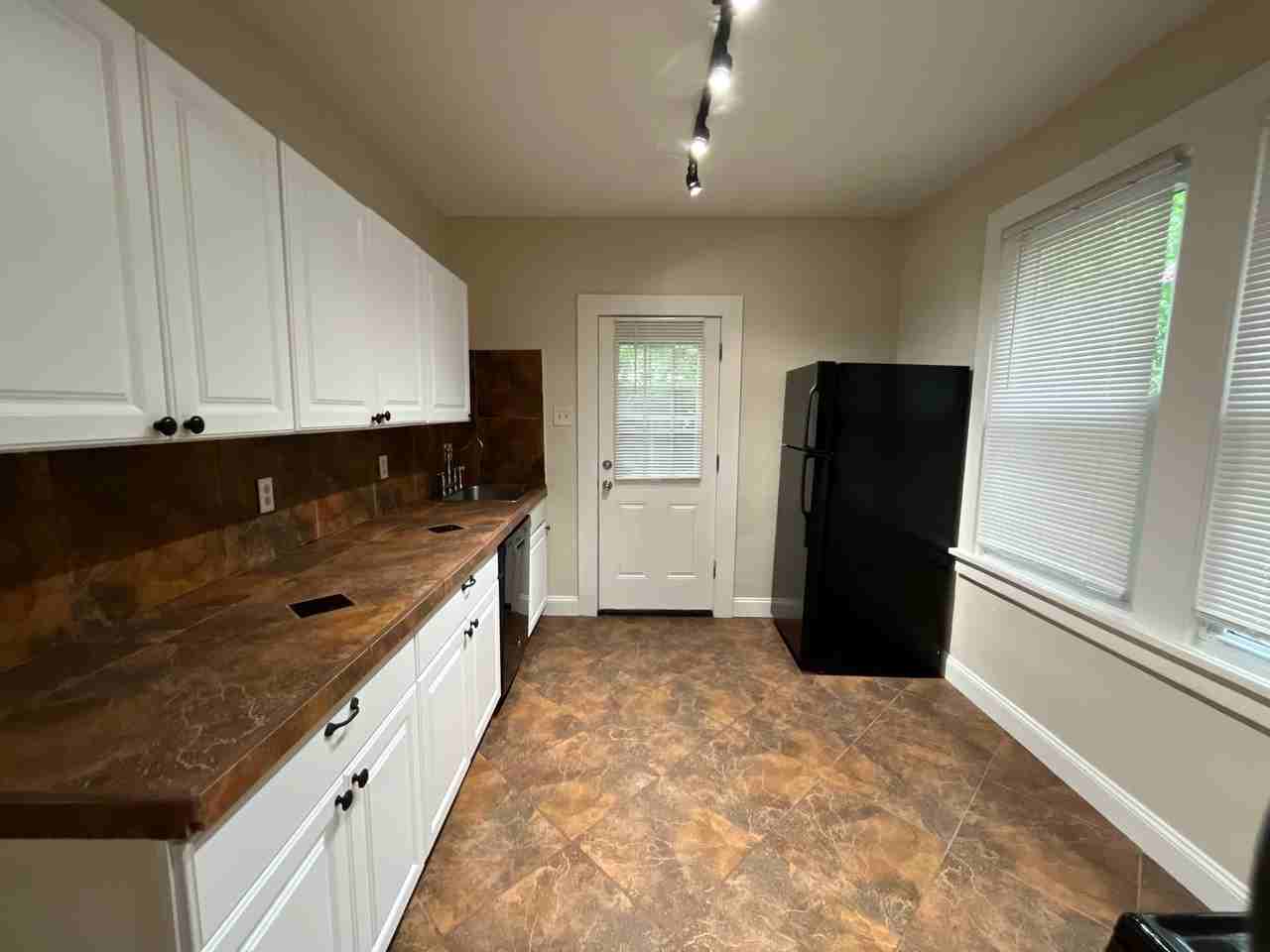 6846 Thomas Blvd #1 - Photo 5 of 35